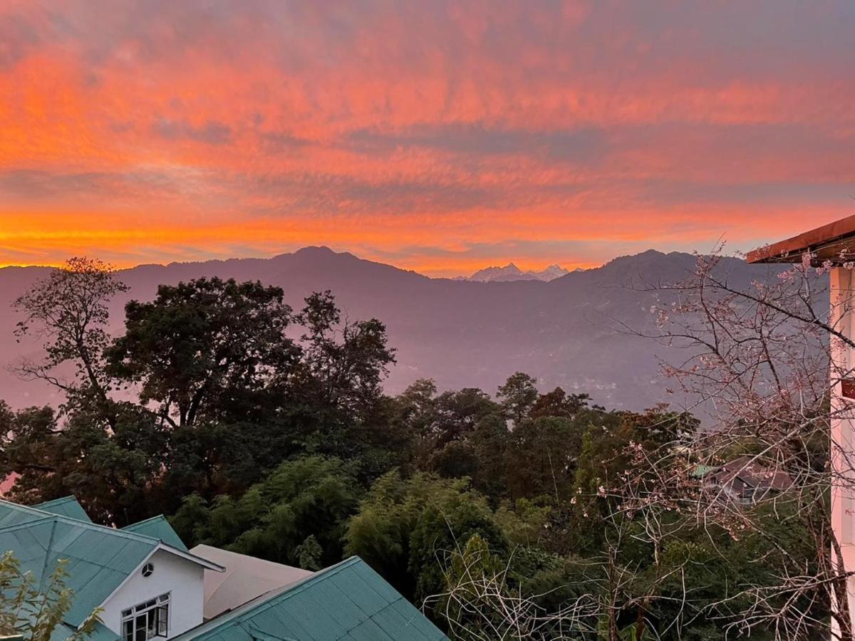 Denzong Regency- Luxury Mountain Retreat Spa & Casino Gangtok Luaran gambar